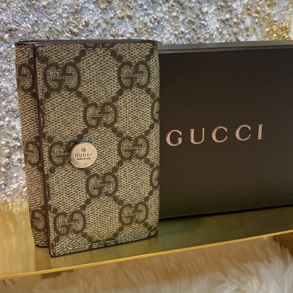 🤎Gucci Key Holder - Picture 1 of 15